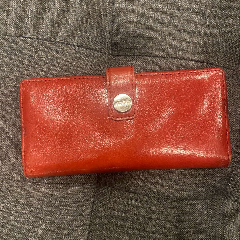 HOBO Red Card Wallet EUC - Picture 2 of 8